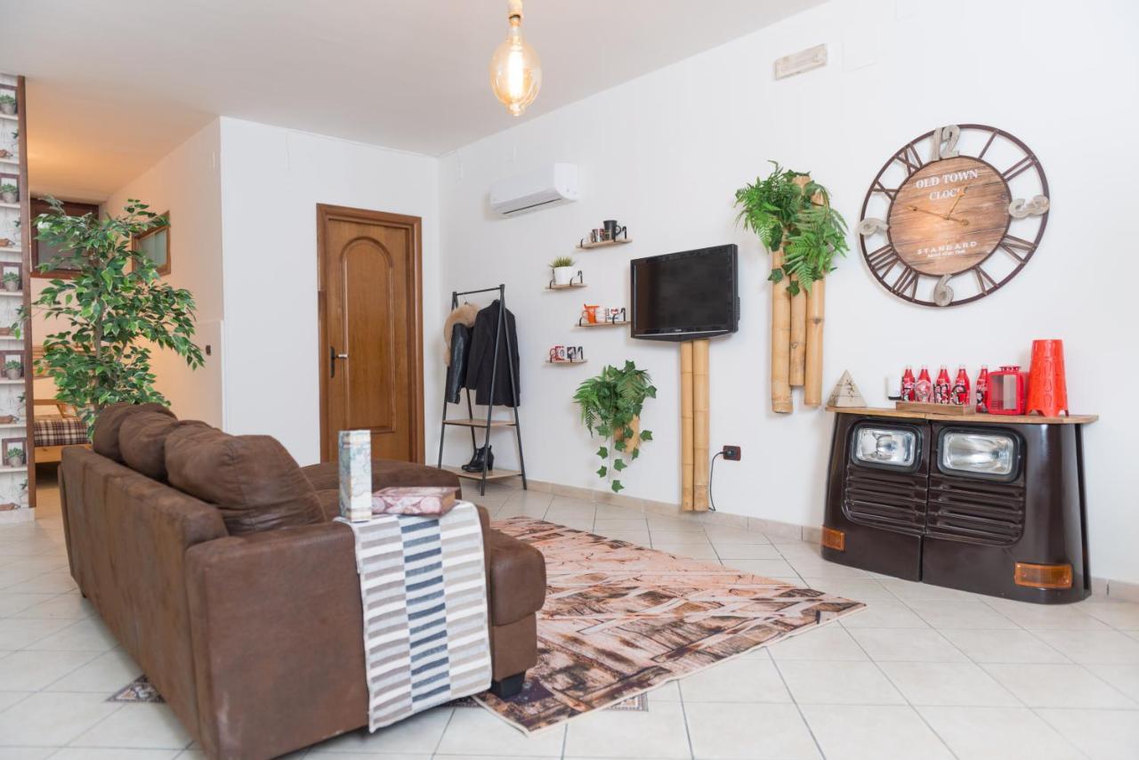 Loft Style Taverna Aversa Exterior foto